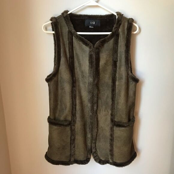 XXI Faux Fur Vest, S/P, Khaki - Picture 4 of 8